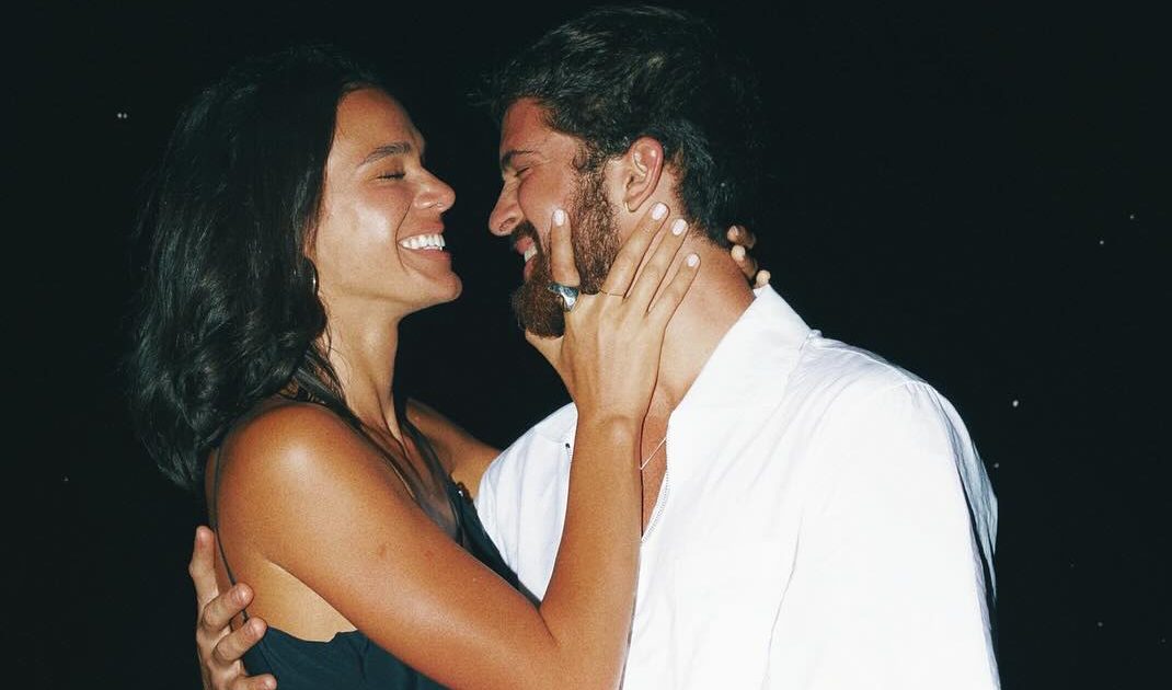 Bruna Marquezine e João Guilherme (Foto: Reprodução/Instagram)