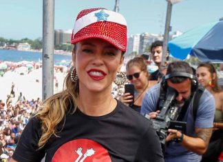 Do tênis ao salto diferentão: 6 sapatos de Paolla no Carnaval Paolla Oliveira (Foto: Brazil News)