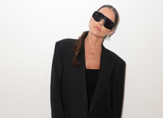 Deborah Secco de preto, Anttónia com brilho e + looks do SPFW Deborah Secco (Foto: Brazil News)