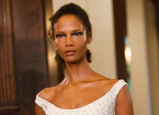 Couro de Patrícia Viera vai da noiva ao animal print com requinte Patricia Viera no SPFW (Foto: Patrícia Devoraes/Brazil News)