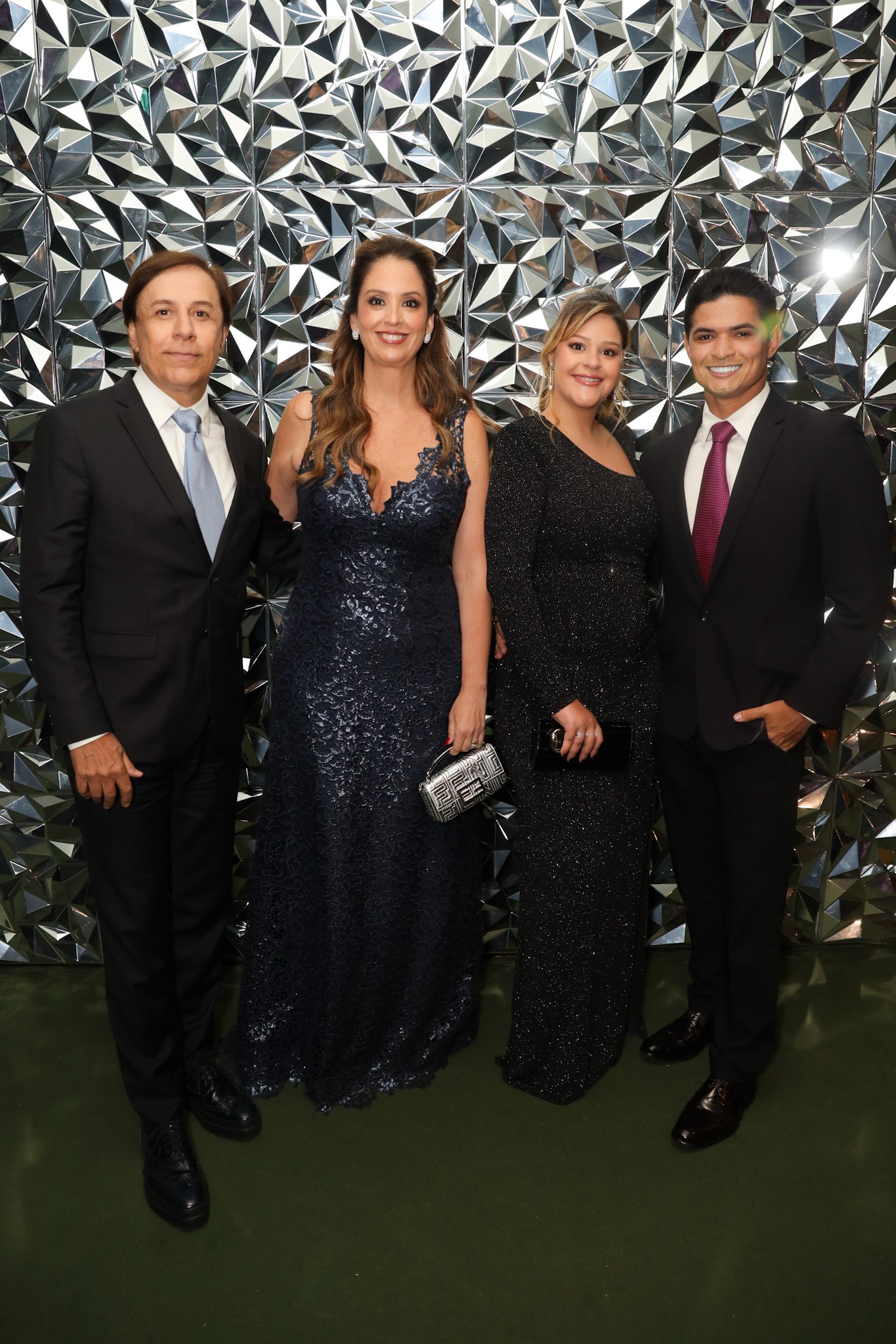 Tom Cavalcante, a mulher Patrícia, a filha Maria e o genro Cristiano (Foto: Brazil News)