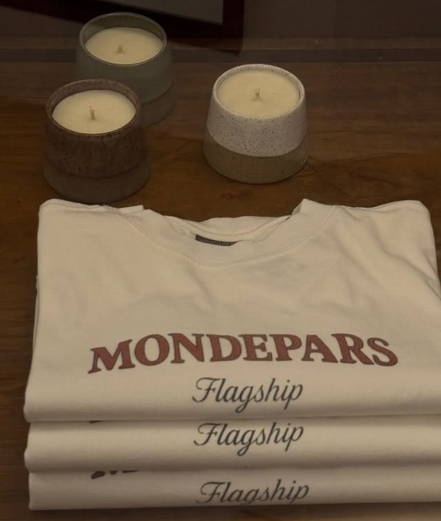 Camiseta Flagship da Mondepars (Foto: Giovanna Montanhan/Reprodução)