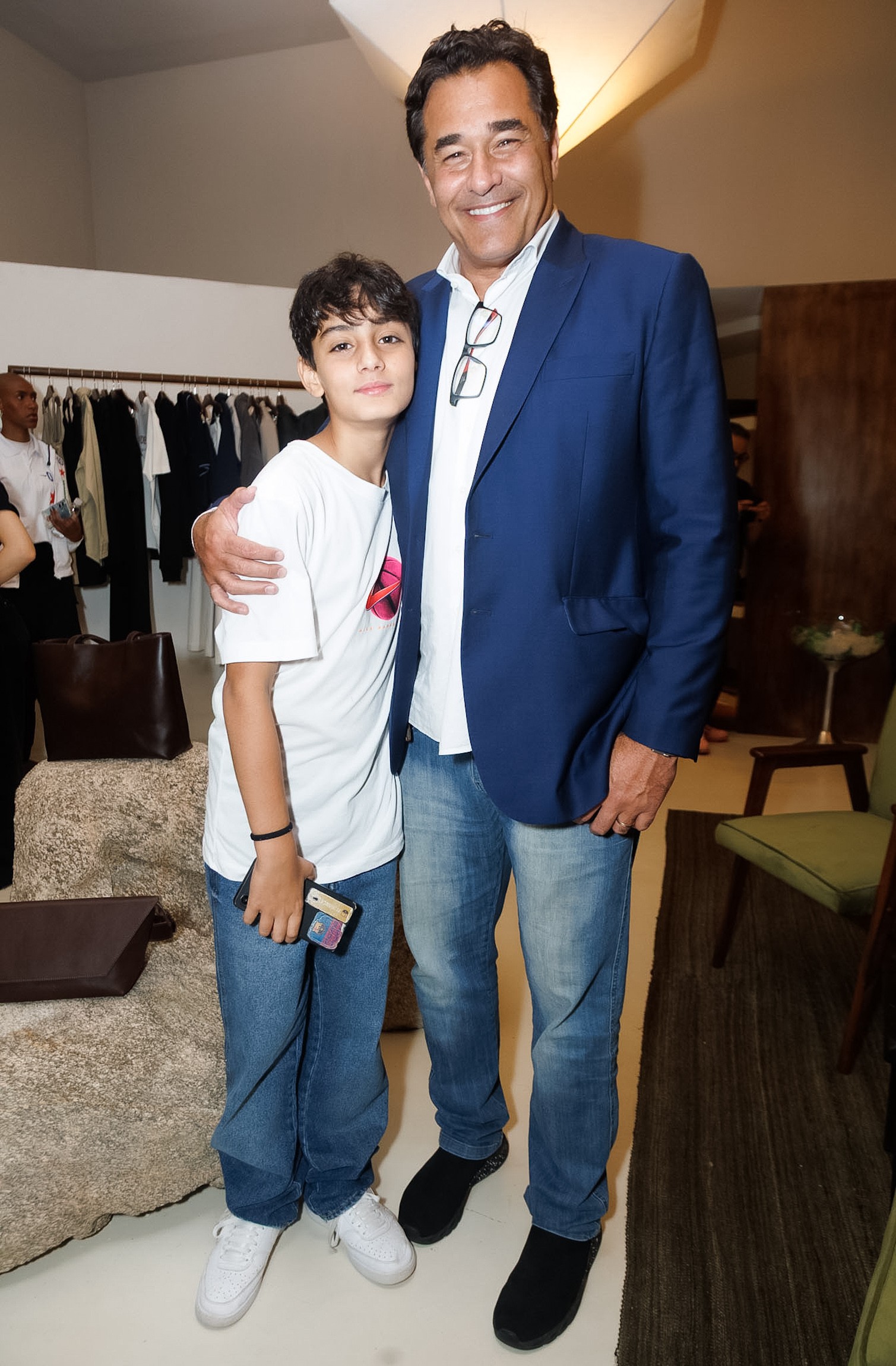 Luciano Szafir e um de seus filhos do segundo casamento (Foto: Clayton Felizardo/Brazil News)