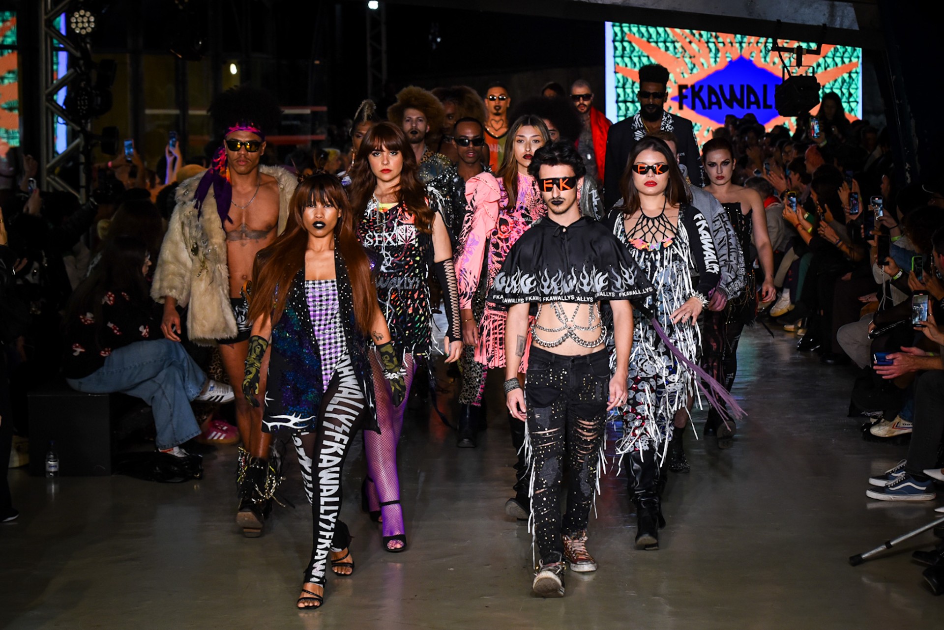 Desfile da Fkawallyspunkculture (Foto: Andy Santana/Brazil News)
