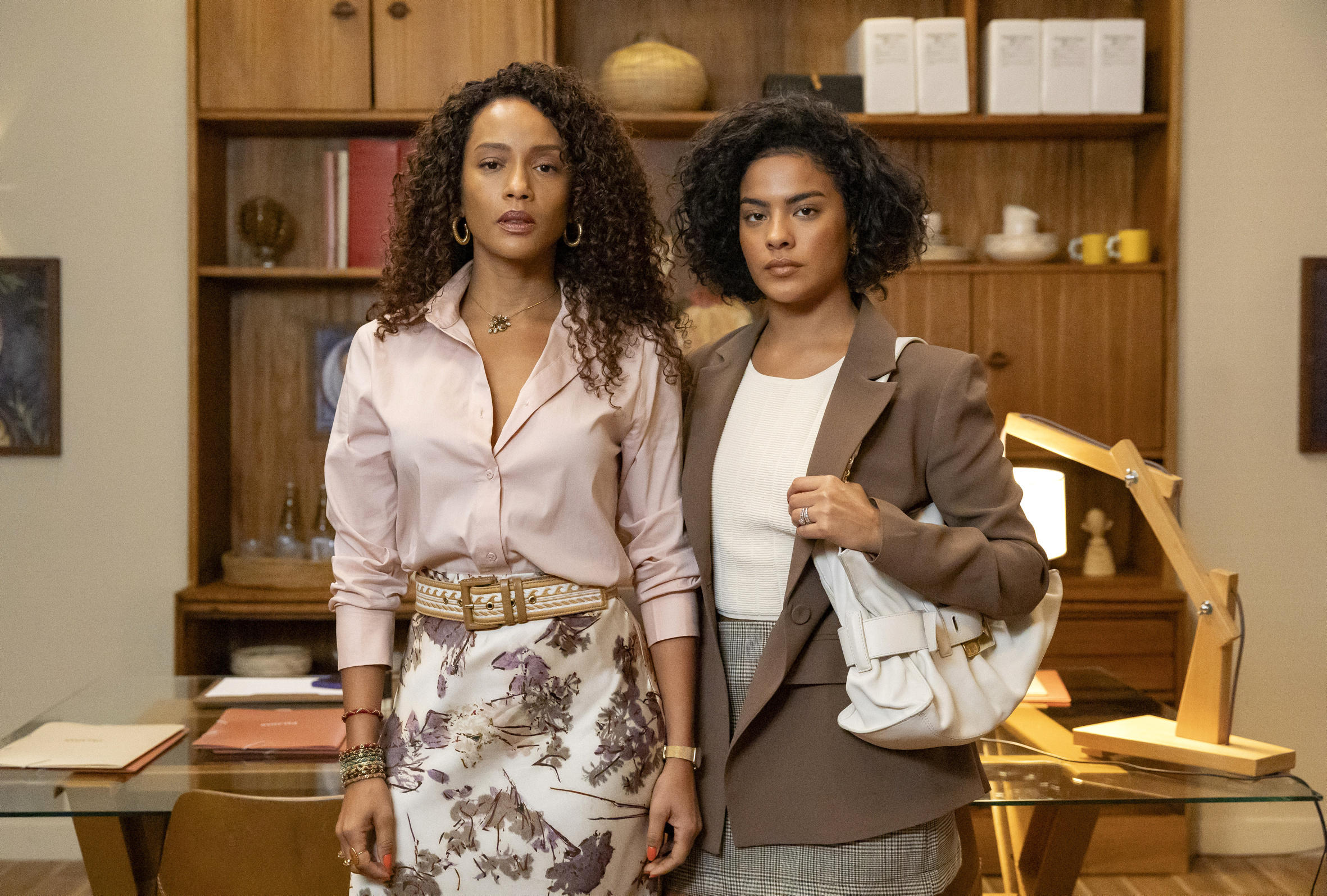 Raquel Acioly e Maria de Fátima (Foto: Divulgação/Rede Globo)
