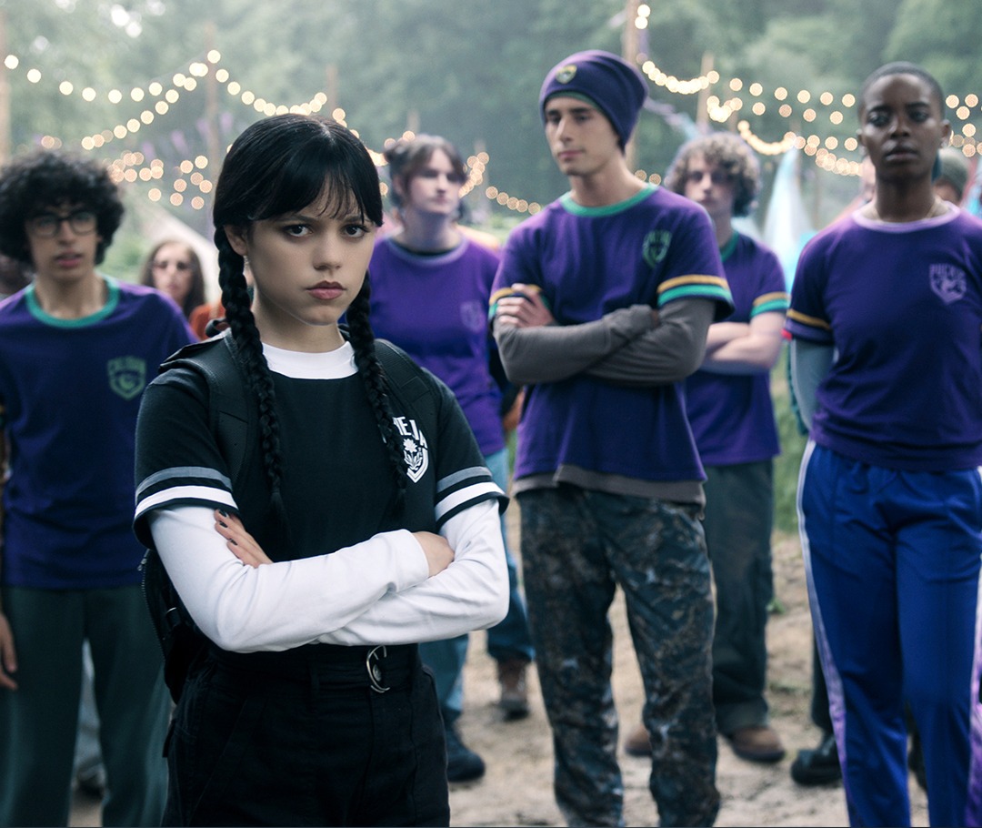 Jenna Ortega como Wadinha (Foto: Netflix/Reprodução/Instagram)