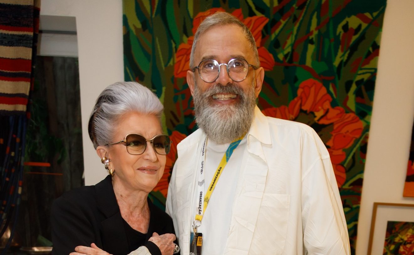 Costanza Pascolato e Paulo Borges, diretor também do Rio Fashion Week (Foto: Agência Brazil News)