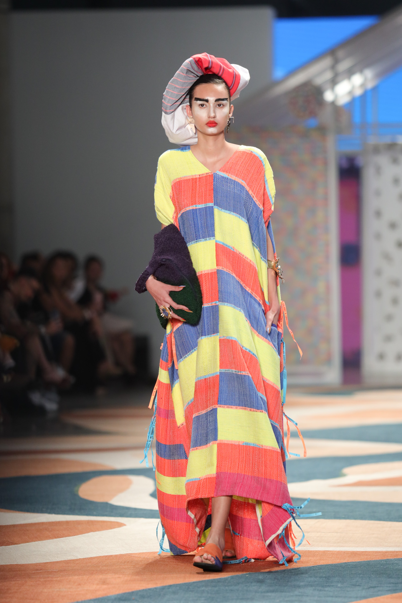 Desfile da FOZ (Foto: Lucas Ramos/Brazil News)