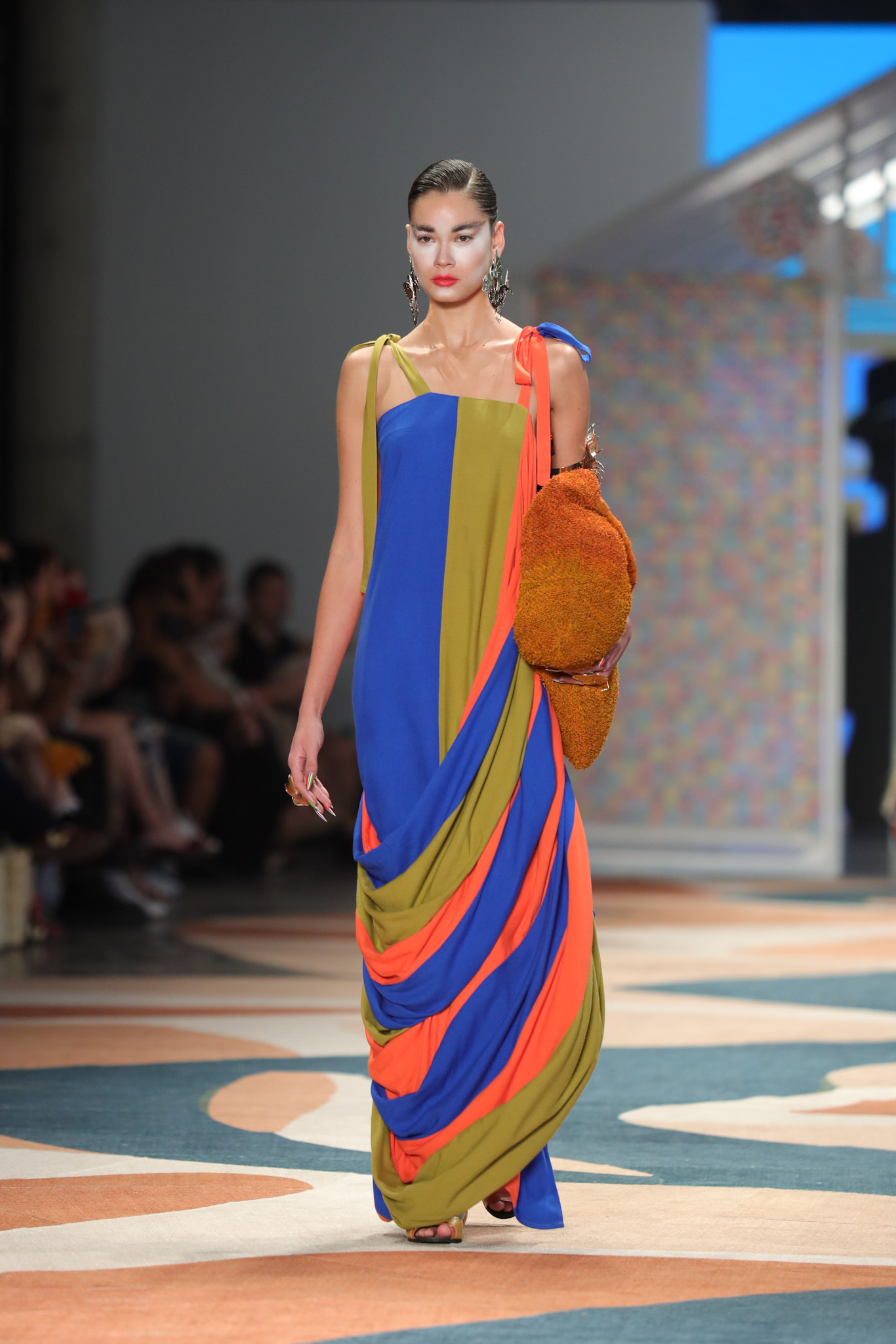 Desfile da FOZ (Foto: Lucas Ramos/Brazil News)