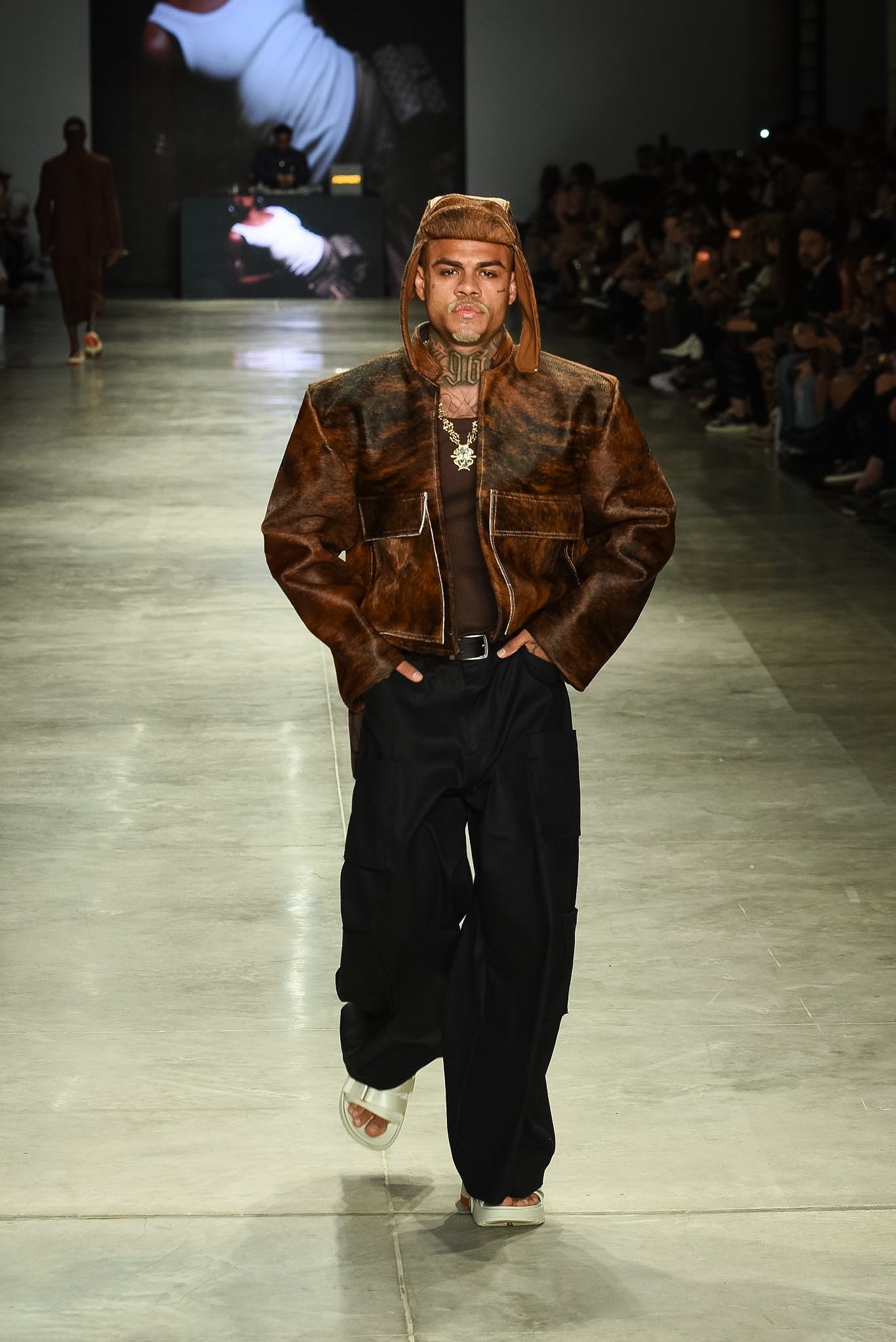 Desfile Dendezeiro no SPFW (Foto: Will Dias/Brazil News)