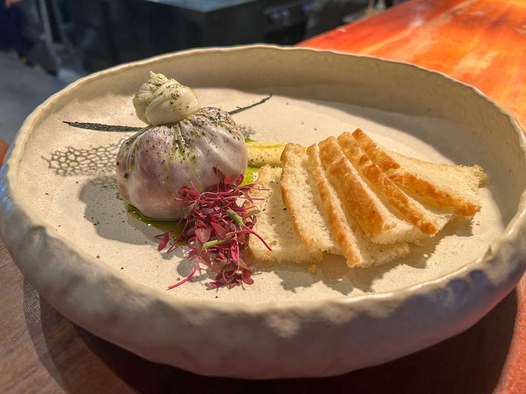 Burrata de Amir Slama (Foto: Divulgação)