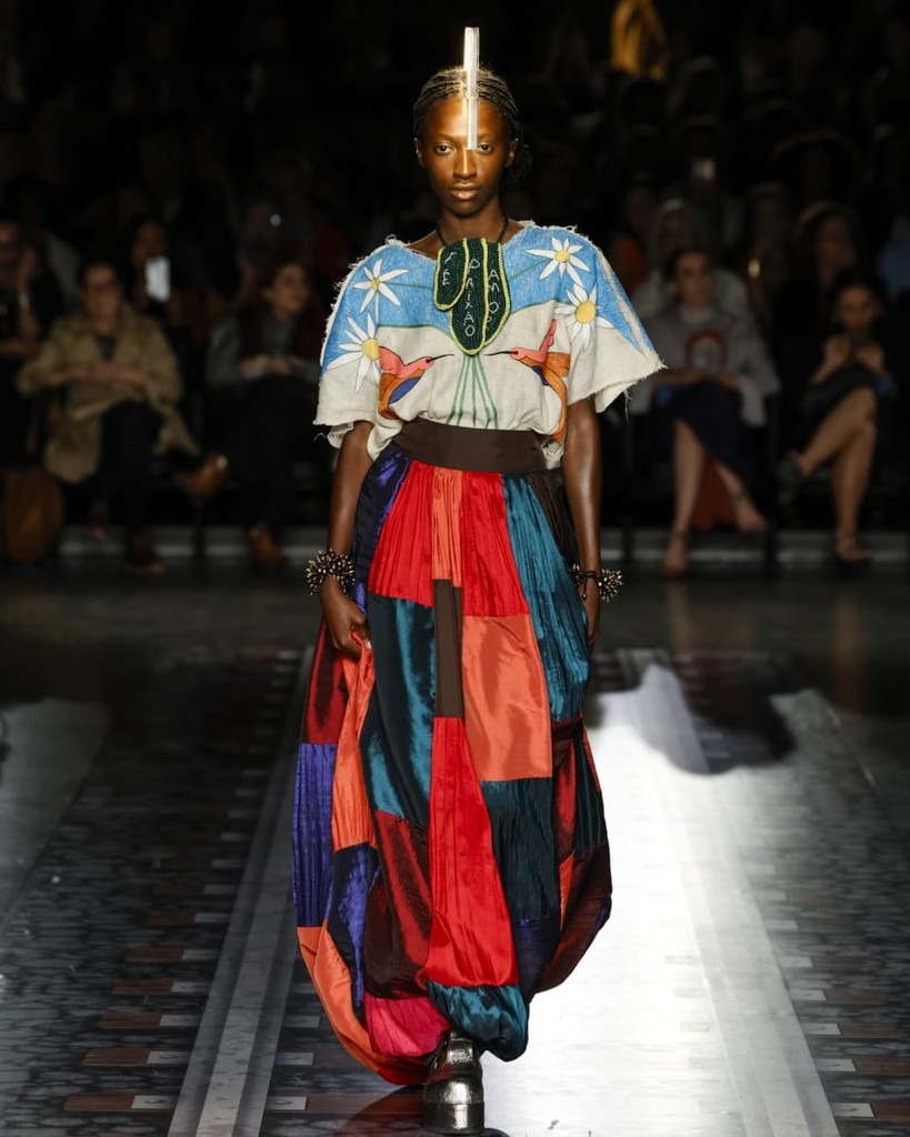 Karen Marinovich no desfile de Ronaldo Fraga para SPFW (Foto: Andy Santana/Brazil News)