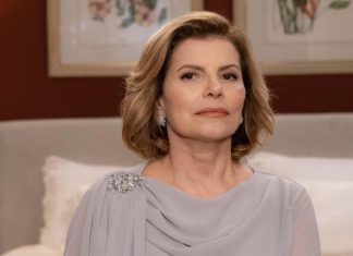 Morte de Odete Roitman: look homenageia 1ª versão de Vale Tudo Odete Roitman vivida por Debora Bloch (Foto: Beatriz Damy/TV Globo/Divulgação)