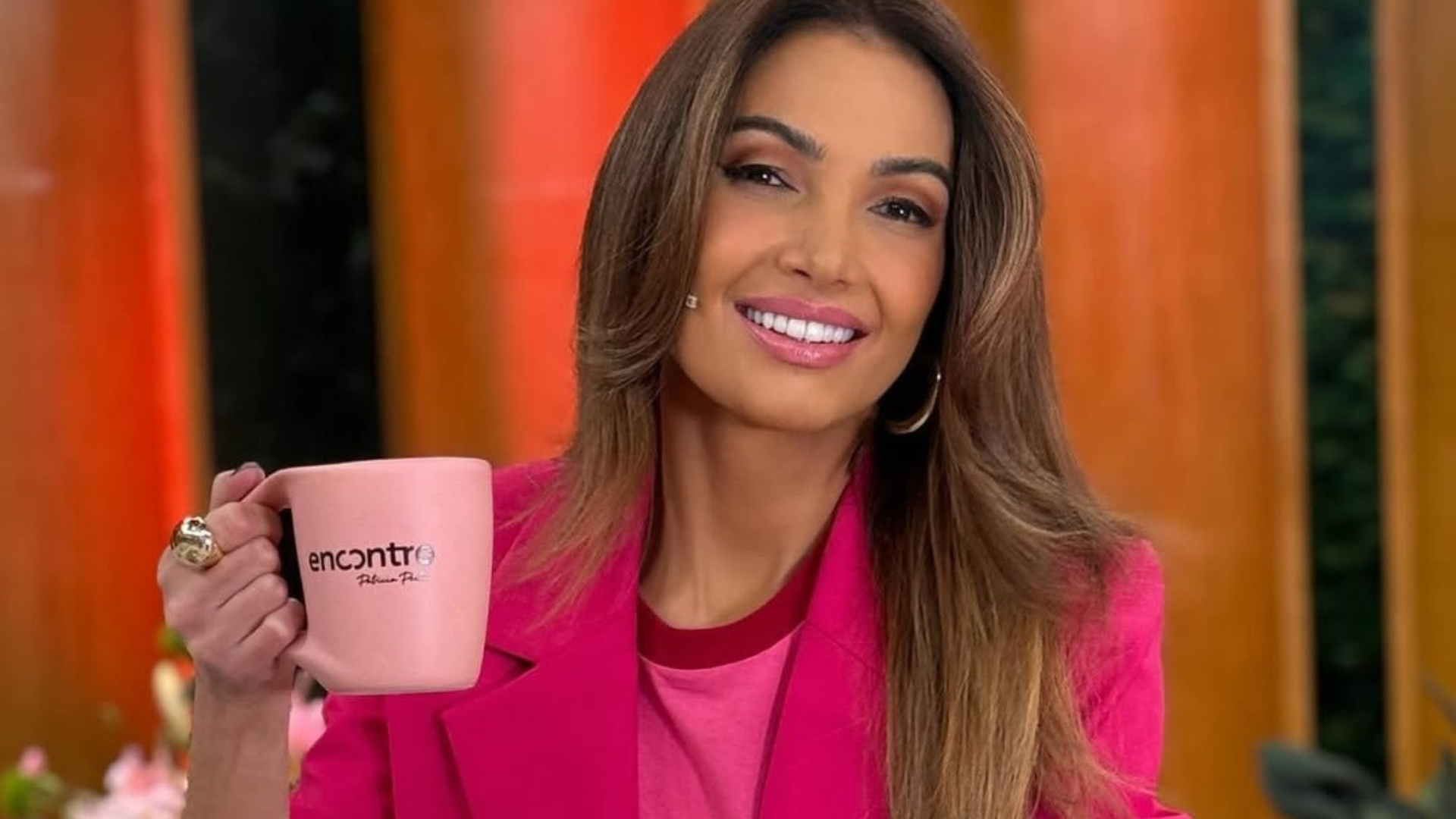 Patrícia Poeta no Outubro Rosa (Foto: @patriciapoeta/Instagram/Reprodução)