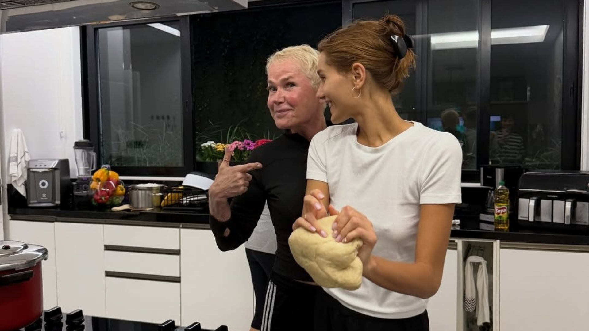 Xuxa e Sasha (Foto: @sashameneghel/Instagram/Reprodução)