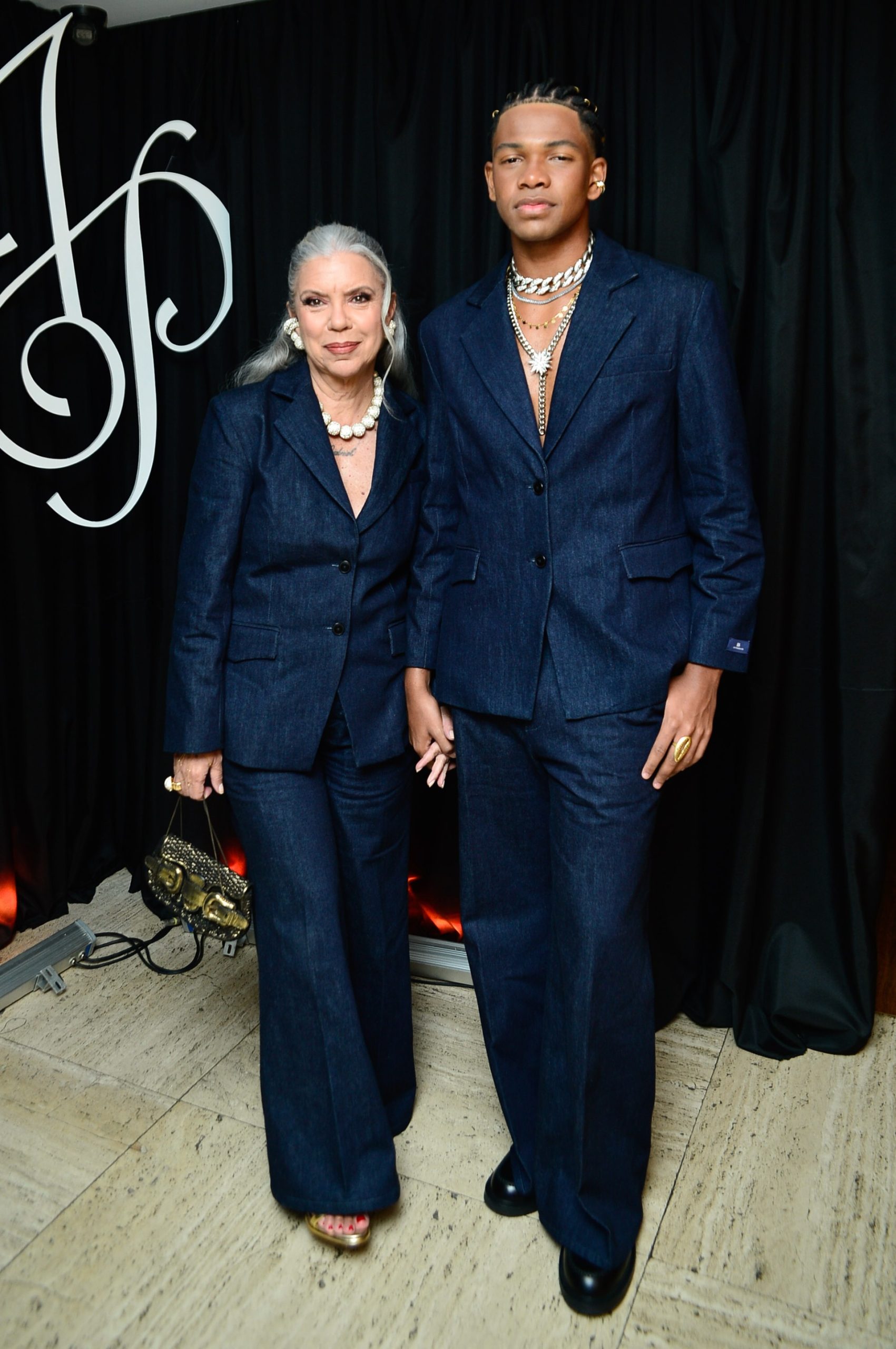 Astrid Fontenelle e o filho Gabriel (Foto: Eduardo Martins/Brazil News)
