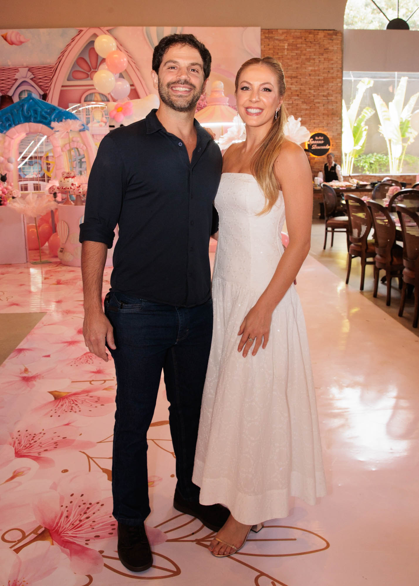 Duda Nagle e a namorada Mariane Heller (Foto: Clayton Felizardo/Brazil News)