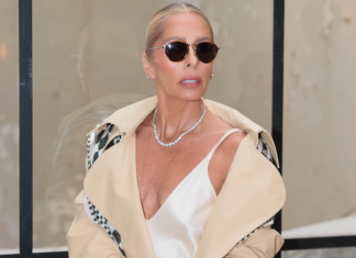 Galisteu usa óculos de Senna em lançamento da série ‘Meu Ayrton’ Adriane Galisteu (Foto: Brazil News)