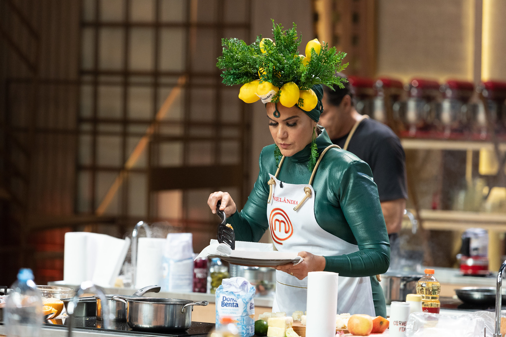 Gilmelândia com cabeça de coentro e limão siciliano Masterchef (Foto: Melissa Haidar/Band/Divulgação)
