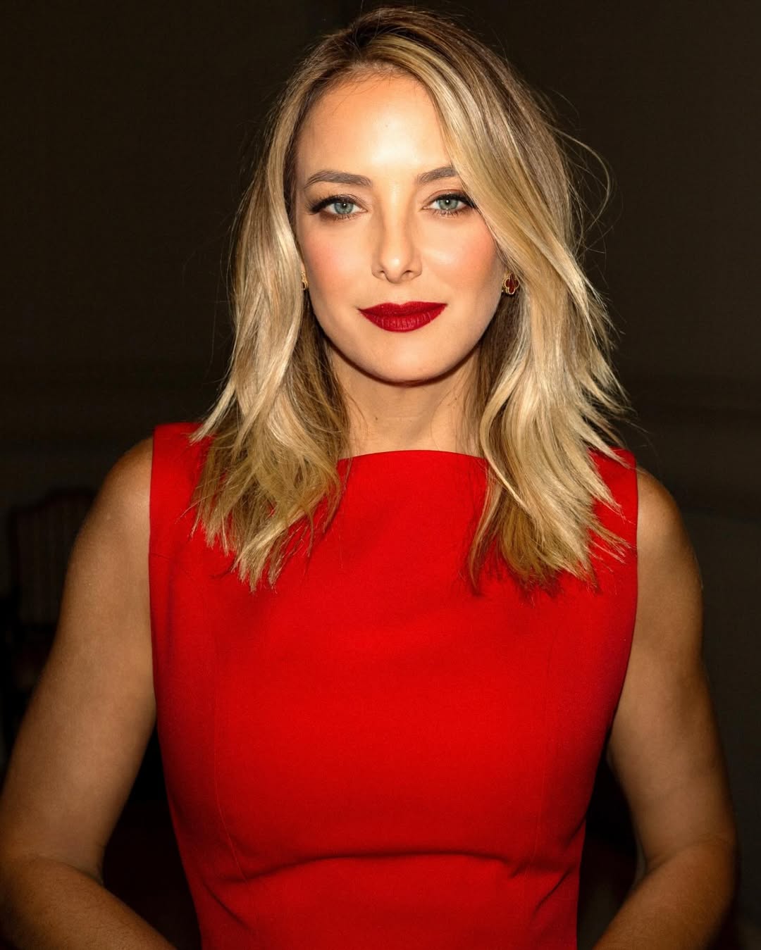 Ticiane Pinheiro com sugestão de maquiagem para Natal (Foto: @ticipinheiro/Instagram/Reprodução)