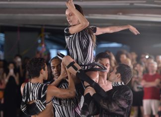Casa de Criadores aposta no balé e ressignifica o tom nude Desfile Lebenites + Cisne Negro (Foto: Foto: Marcelo Soubhia/ @agfotosite)