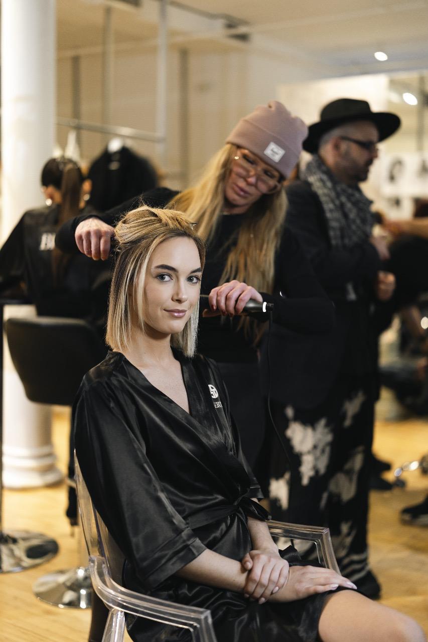 Backstage de desfile (Foto: Divulgação)