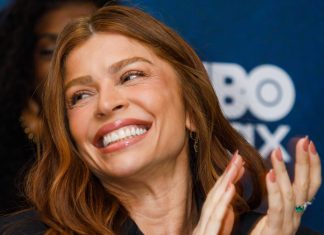 Grazi Massafera “foge” de Arminda e usa smoking para Dona Beja Grazi Massafera (Foto: Patricia Devoraes/Brazil News)