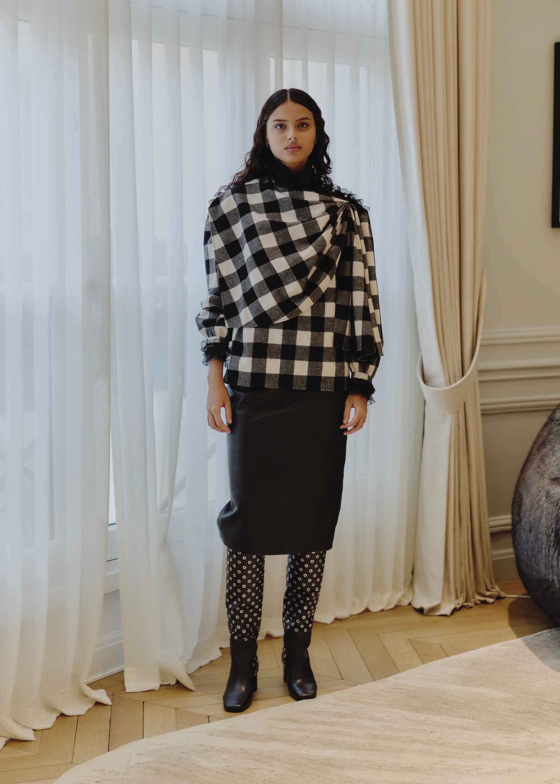 Bárbara Amorim para Louis Vuitton (Foto: Valentin Le Cron/Divulgação)