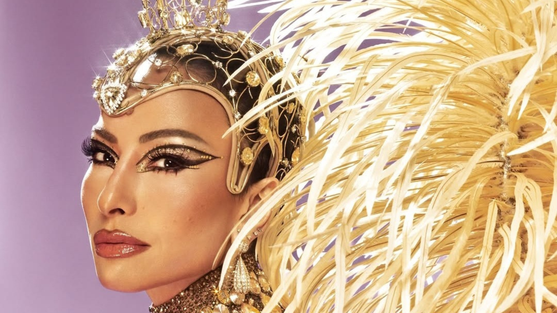 Sabrina Sato usa maquiagem de Carnaval com strass (Foto: @sabrinasato/Instagram/Reprodução)