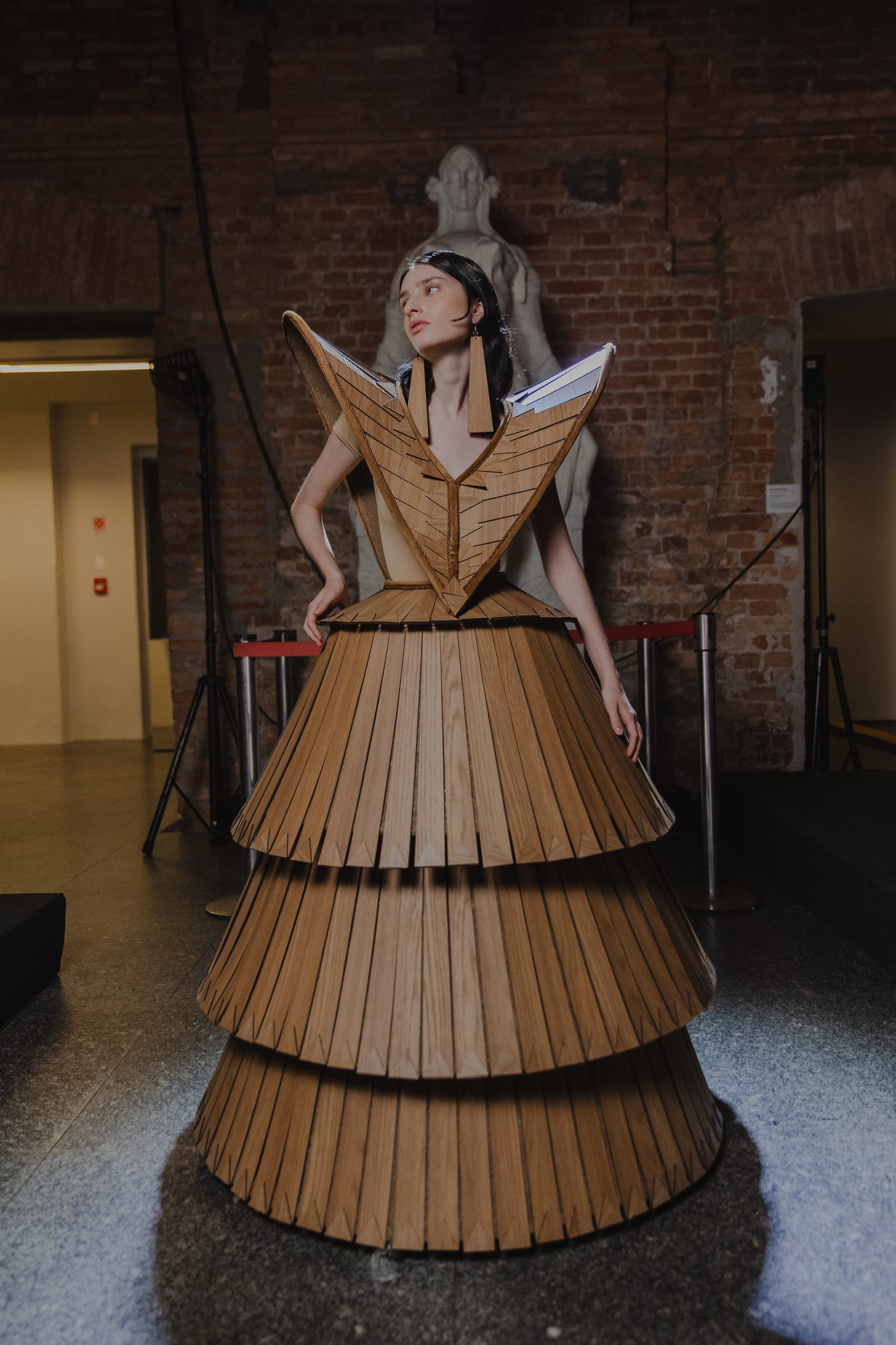 Desfile de Jay Boggo com looks de MDF (Foto: Divulgação)