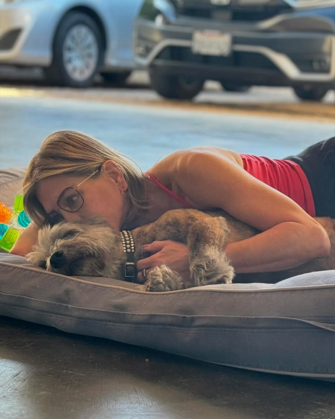 Jennifer Aniston com o Oura Ring (Foto: Reprodução/Instagram)