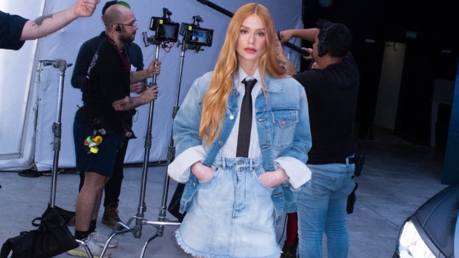 Marina Ruy Barbosa de saia jeans (Foto: @marinaruybarbosa/Instagram/Reprodução)