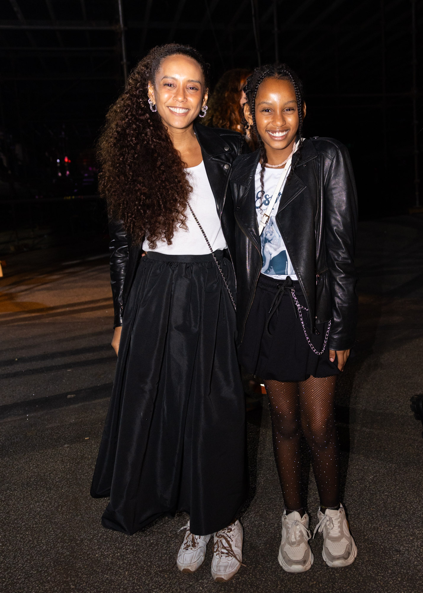 Taís Araújo e a filha Maria Antônia (Foto: Brazil News)