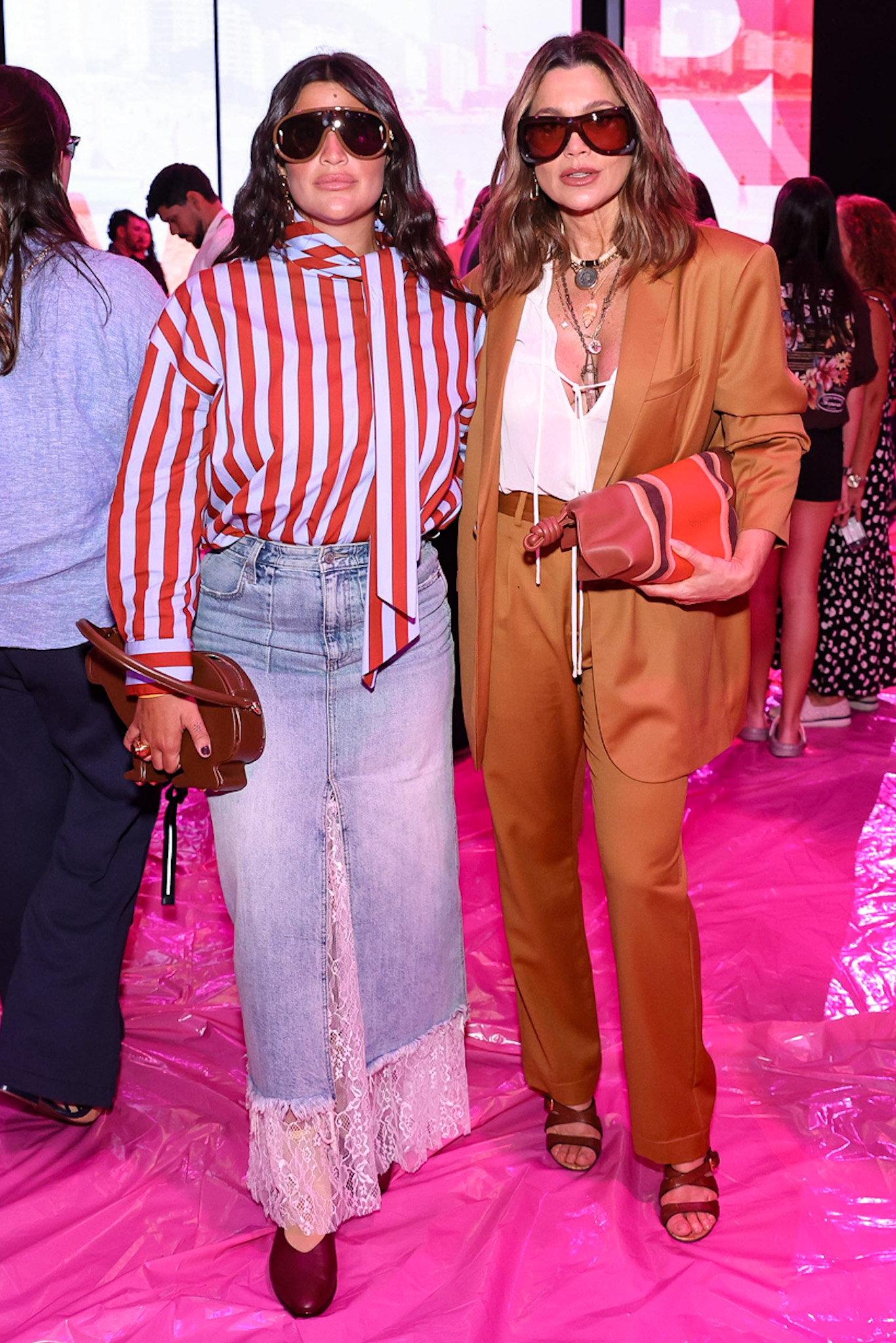 Giulia Costa e Flávia Alessandra (Foto: Brazil News)