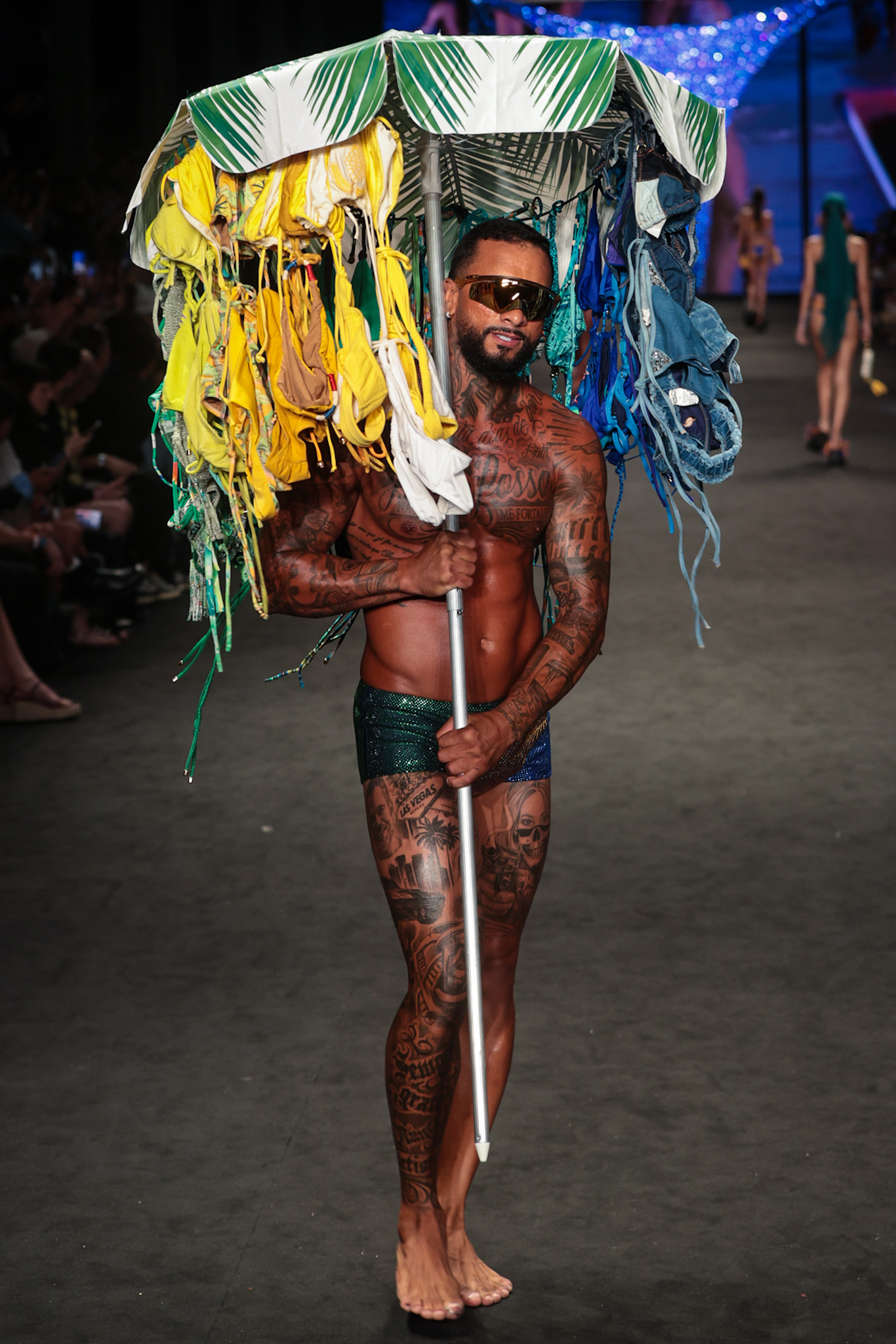 Desfile da BlueMan (Foto: Victor Chapetta/Brazil News)
