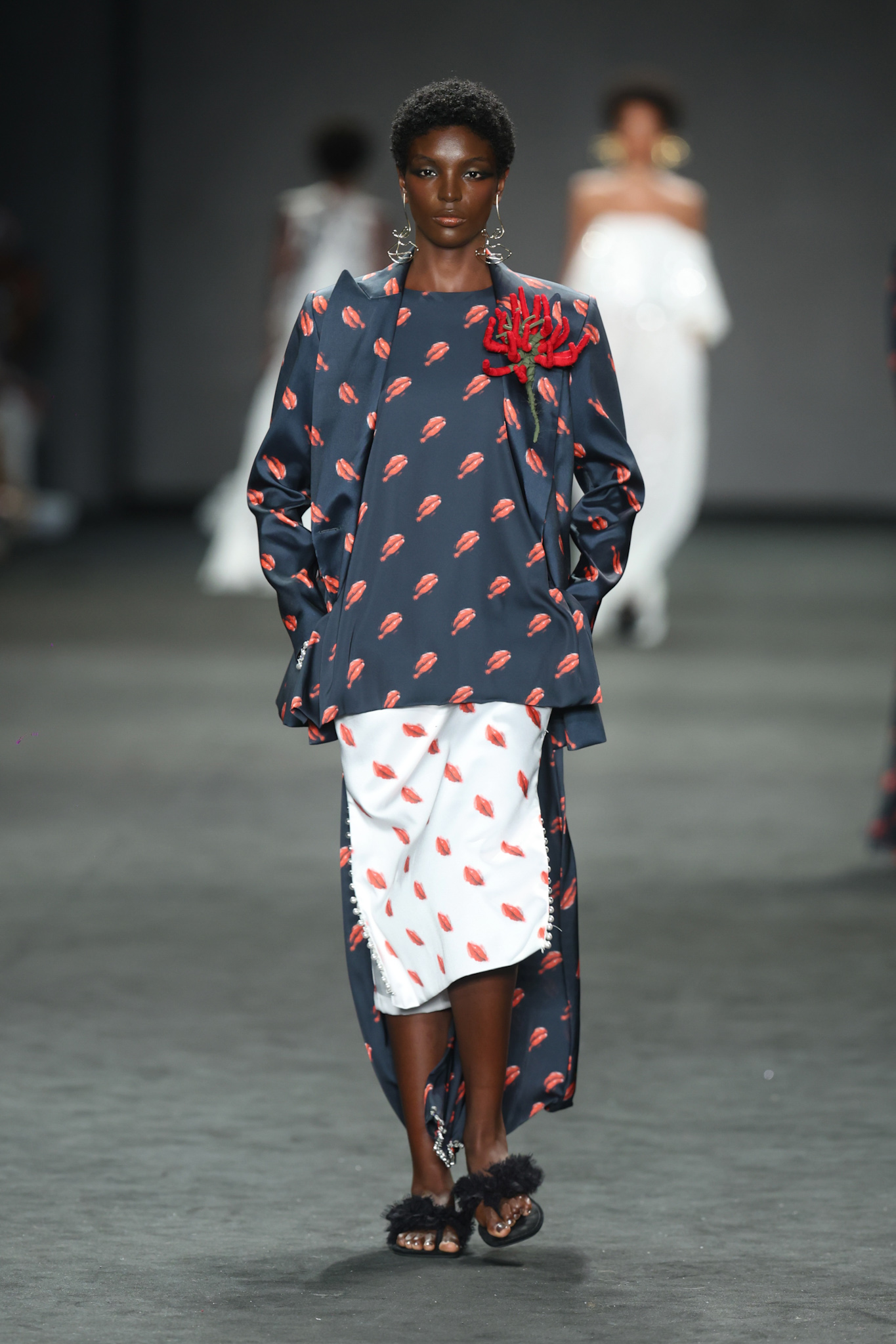 Ana Lopes no desfile da Apartamento 03 (Foto: Brazil News)