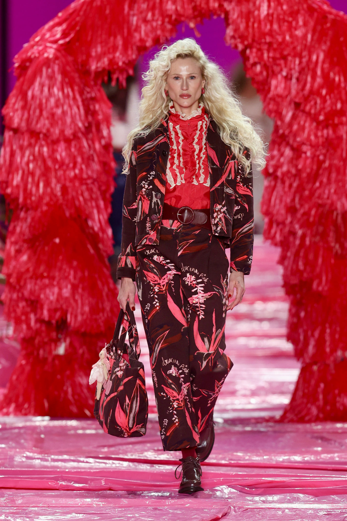 Desfile Isabela Capeto (Foto: Roberto Filho/Brazil News)