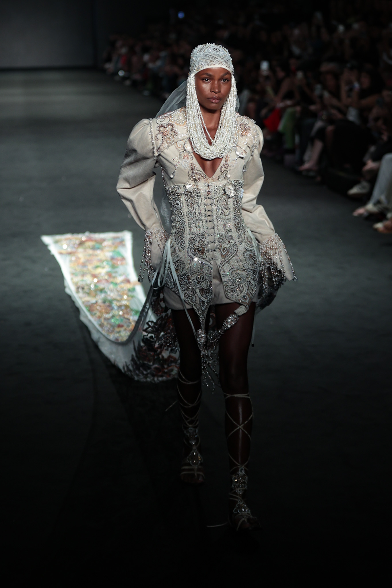 Desfile da Hisha, no Rio Fashion Week (Foto: Victor Chapetta/Brazil News)