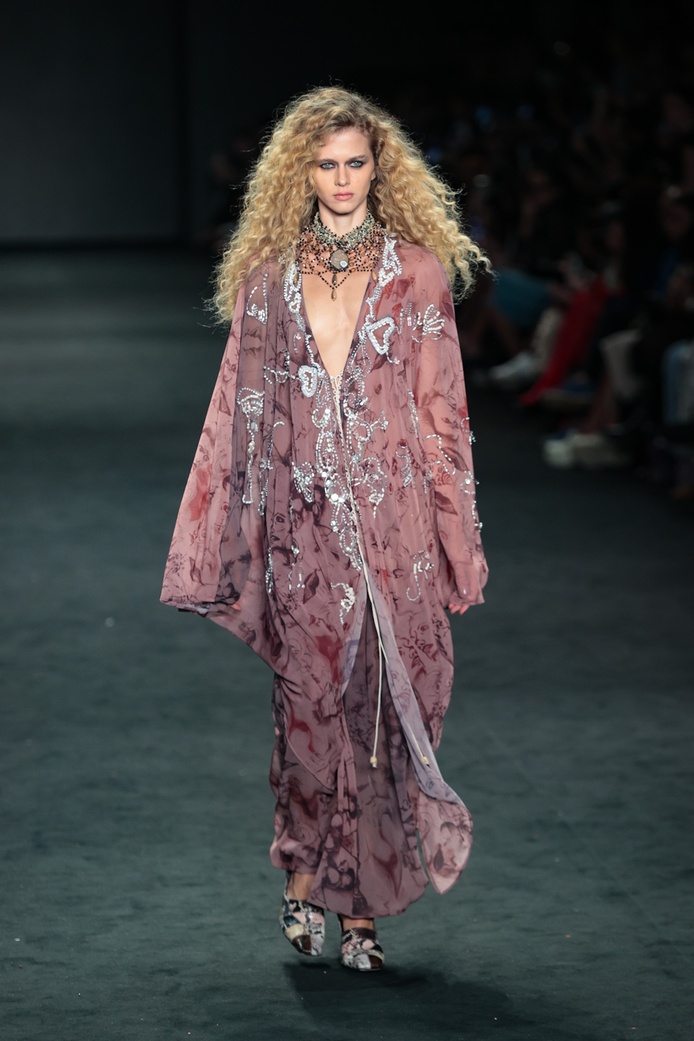 Desfile da Hisha, no Rio Fashion Week (Foto: Victor Chapetta/Brazil News)