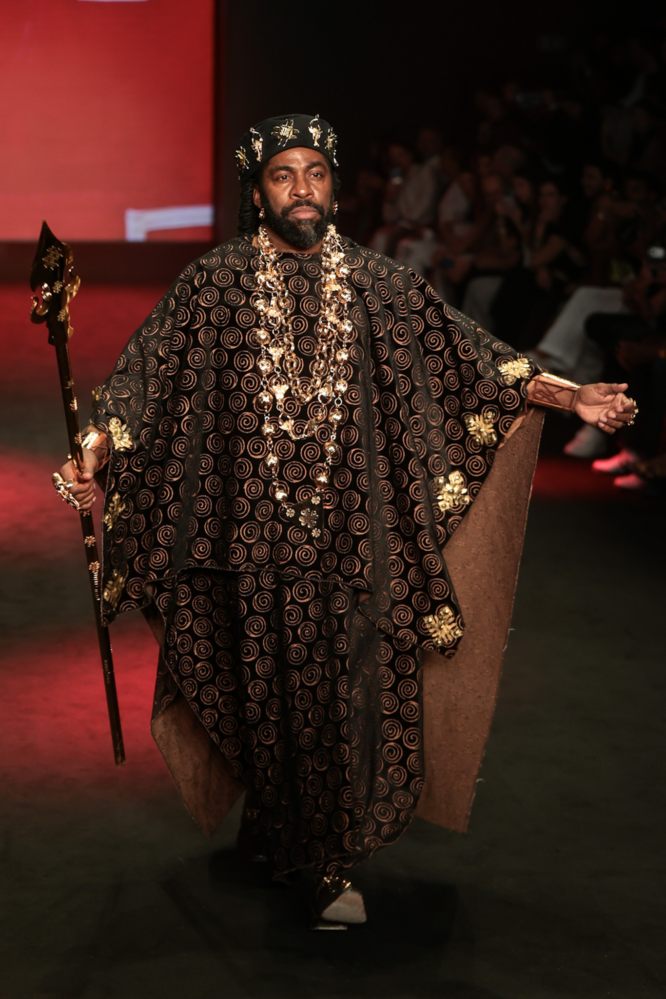 Desfile da novela "A Nobreza do Amor" no Rio Fashion Week (Foto: Victor Chapetta/Brazil News)