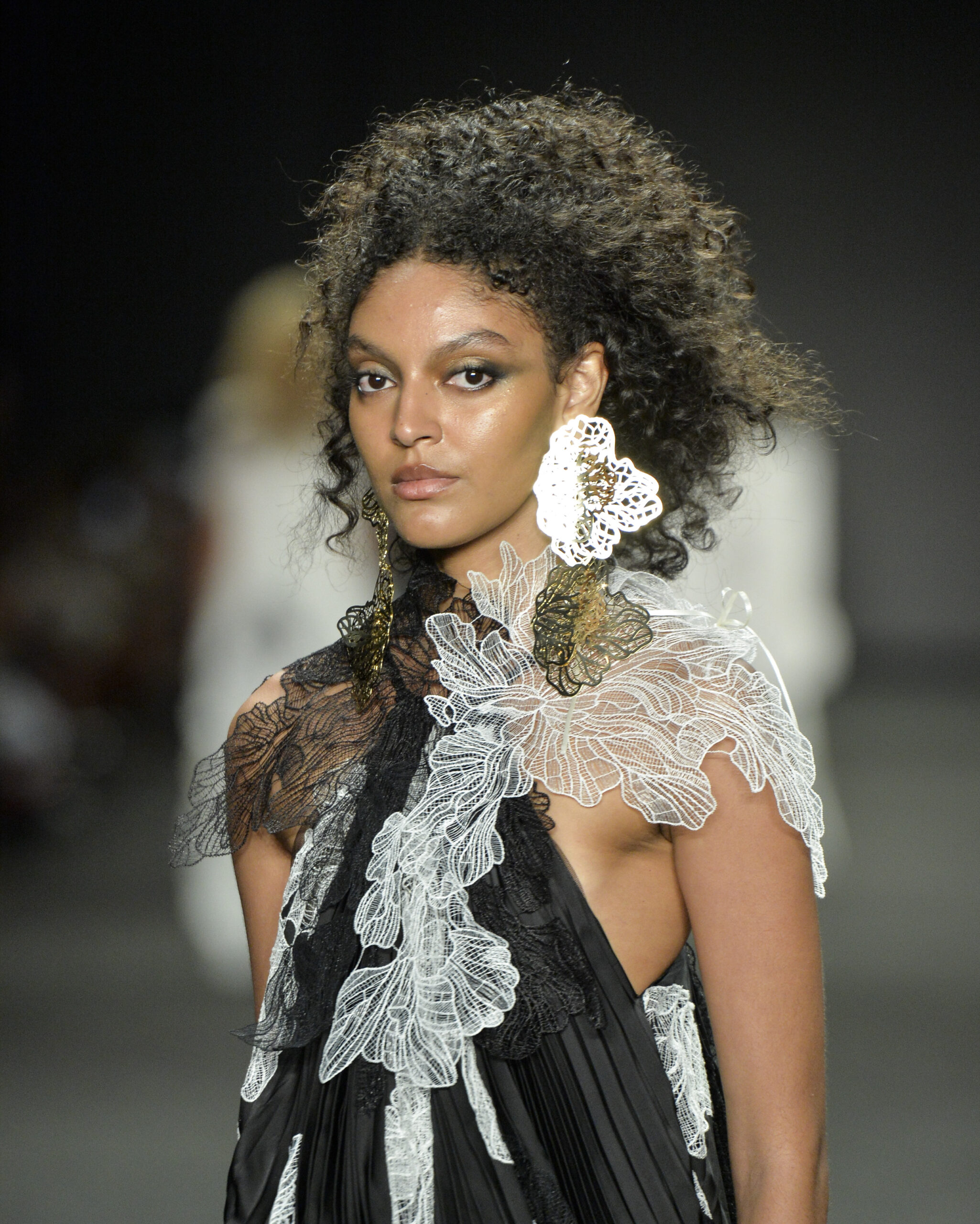 Desfile da grife Apartamento 03 no Rio Fashion Week (Foto: Marcelo Soubhia/ @agfotosite)