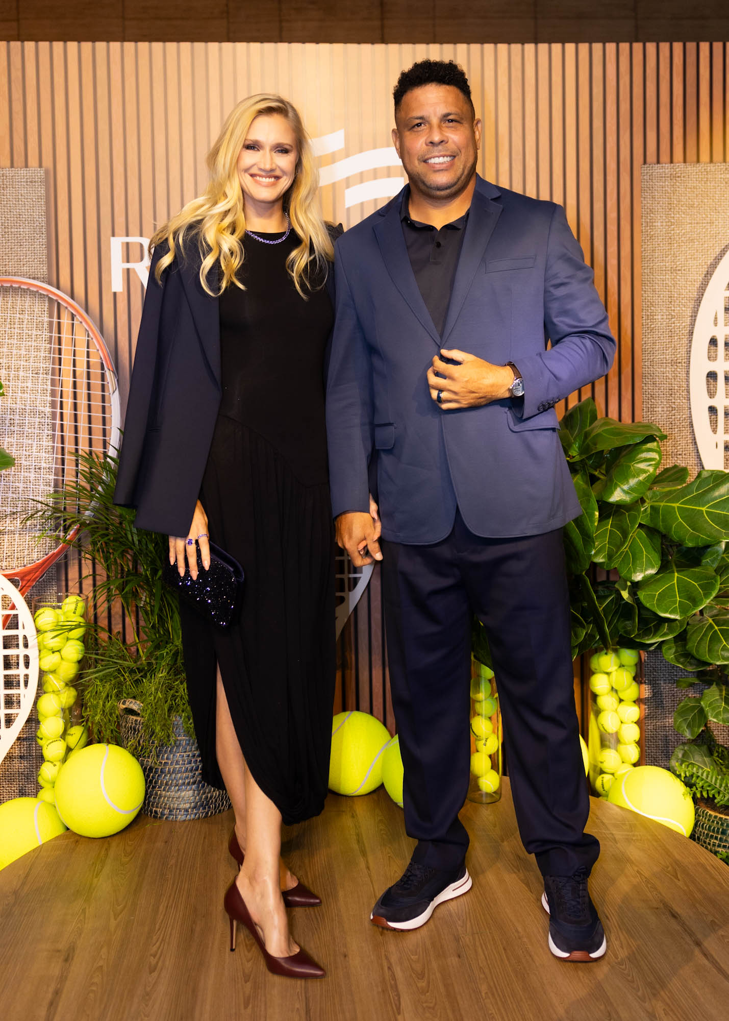 Celina Locks e Ronaldo Fenômeno (Foto: Brazil News)