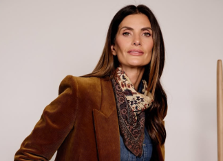 Isabella Fiorentino elege calça jeans flare para 3 looks estilosos Isabella Fiorentino (Foto: @isabellafiorentino/Instagram/Reprodução)