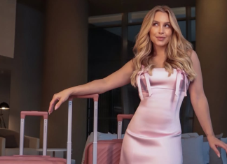 Laço volta a trazer romantismo às roupas e aos penteados; inspire-se em Carla Diaz, Anttónia e + famosas Carla Diaz (Foto: @carladiaz/Instagram/Reprodução)