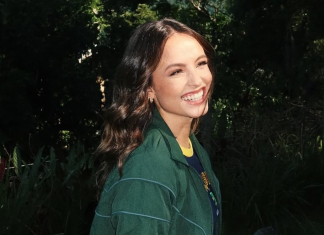 Larissa Manoela segue trend do Brasilcore em look esportivo com short de R$ 73,83 Larissa Manoela (Foto: @larissamanoela/Instagram/Reprodução)