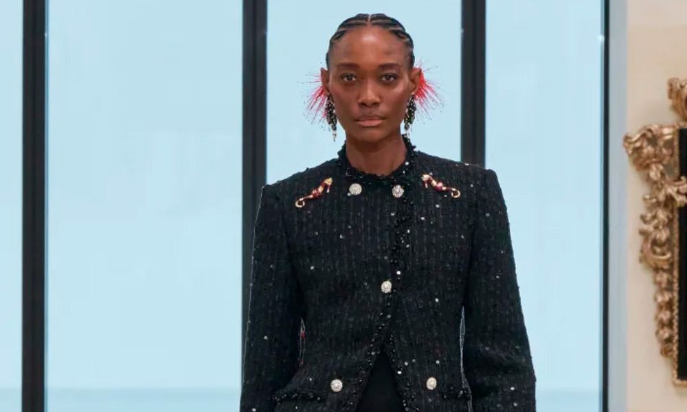 Mariane Calazan para a Chanel (Foto: Divulgação)