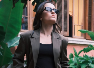 Larissa Manoela acerta no estilo corpcore com conjunto de alfaiataria em risca-de-giz Larissa Manoela (Foto: @larissamanoela/Instagram/Reprodução)