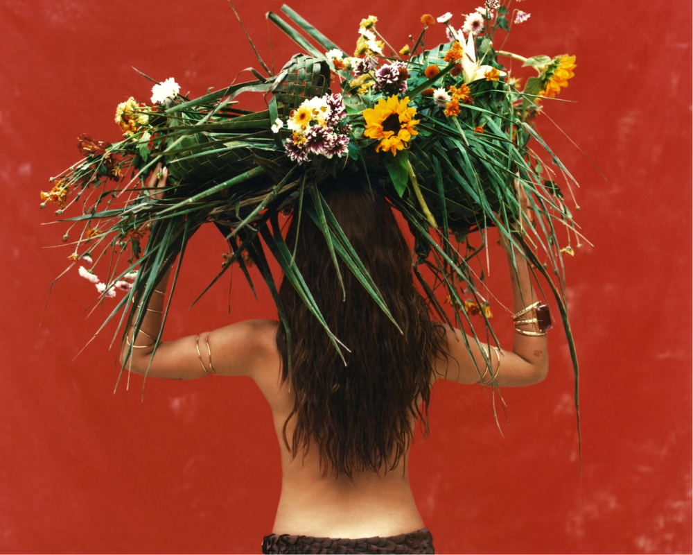 Anitta na capa de Equilibrivm (Foto: Mar+Vin/Divulgação)