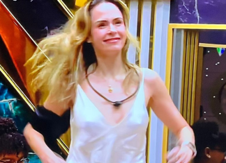 BBB 26: Ana Paula Renault aposta em full look branco de seda na final. Veja a marca da blusa e da calça Ana Paula Renault na final do BBB 26 (Foto: Reprodução/TV Globo)