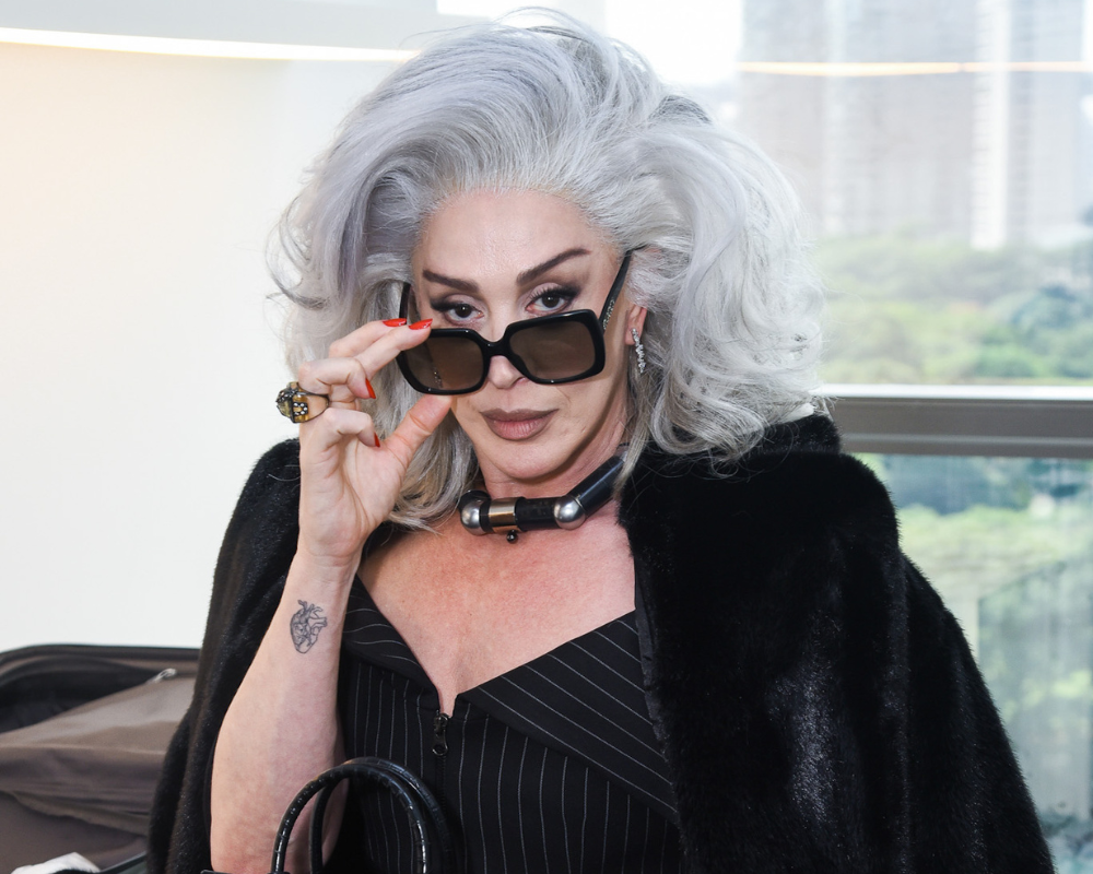 Claudia Raia como Miranda Priestly, para o musical "O Diabo Veste Prada" (Foto: Andy Santana/Brazil News)